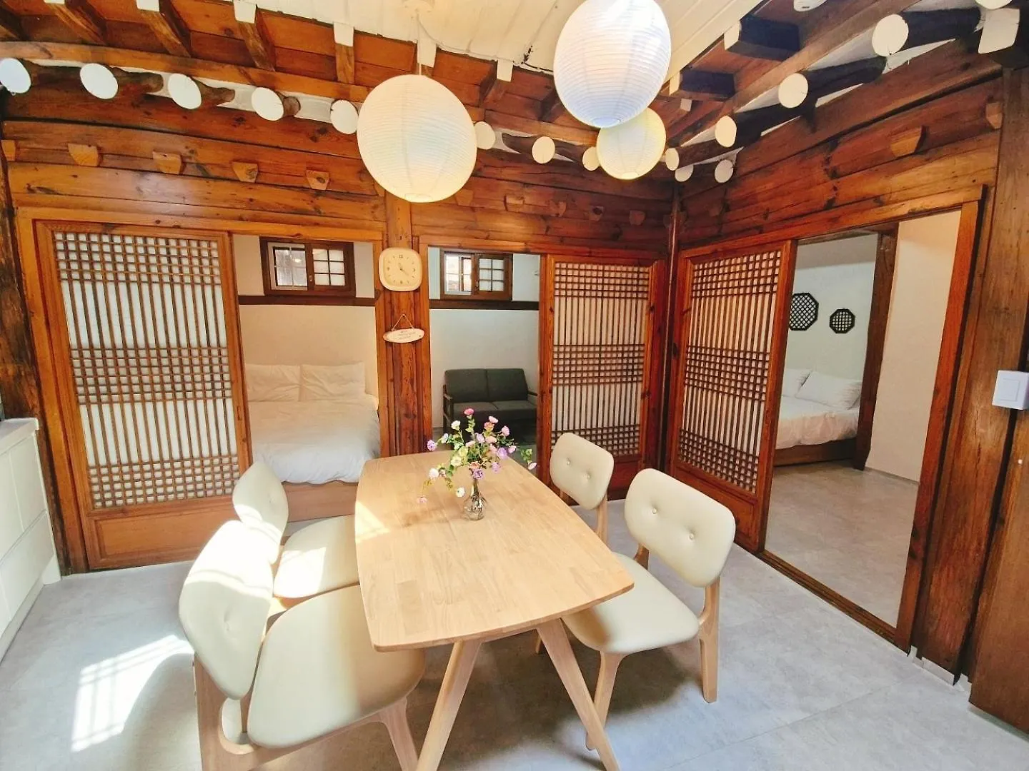 Hanok Entire House, Bukchon Hanok Village Seul 0*,  Korea Południowa